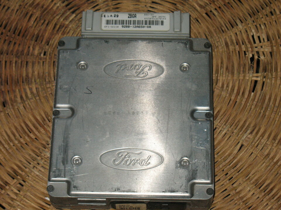 ECU MOTORE FORD SIERRA 2.0 92BB-12A650-GA 92BB12A650GA 2BGA