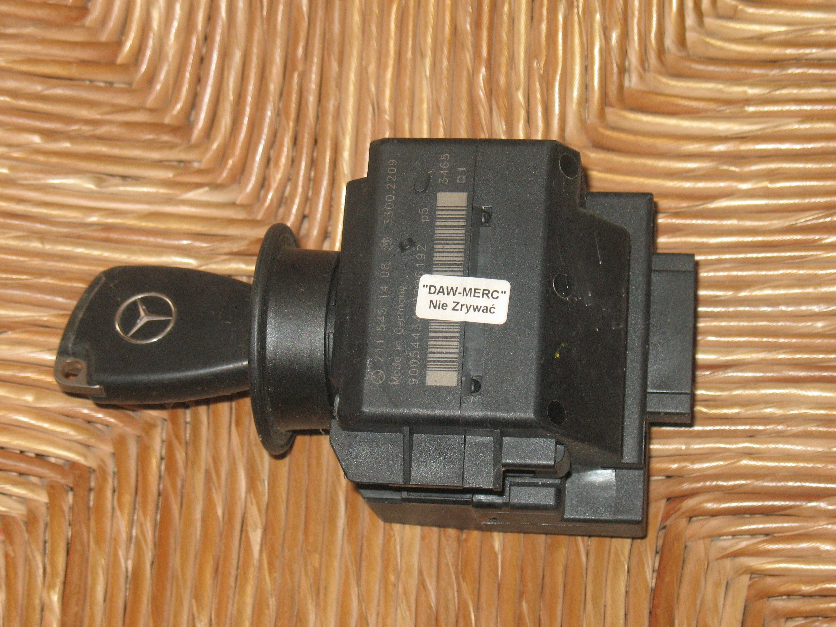 MERCEDES BENZ W211 E320cdi Ignition Switch With Key 2115451408 EcuFacile