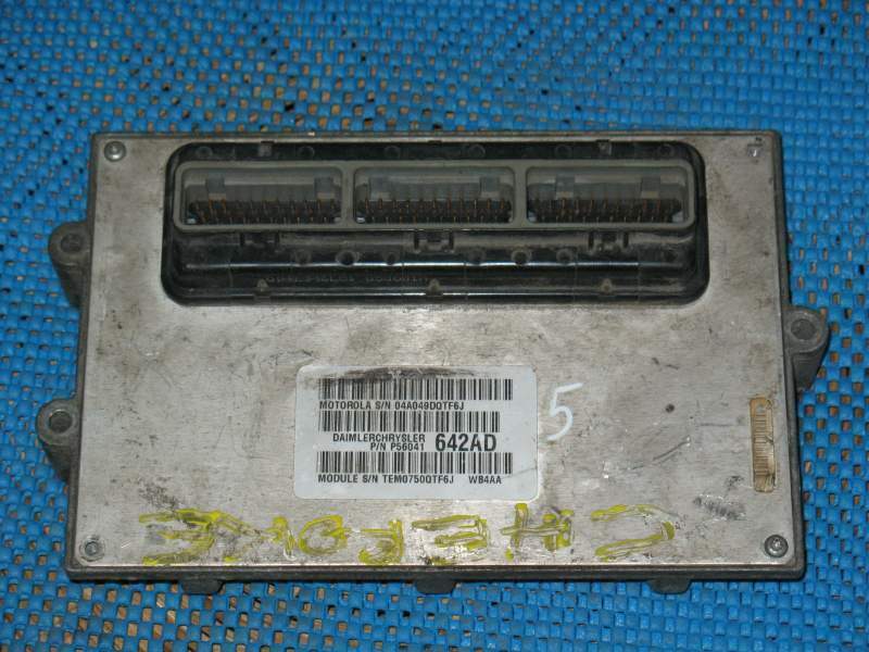 Chrysler ECUs Gasoline Chrysler Motorola ECUs with HC11 P56041 688AB Alternative Solutions Solution 1 Immo Off main image 1